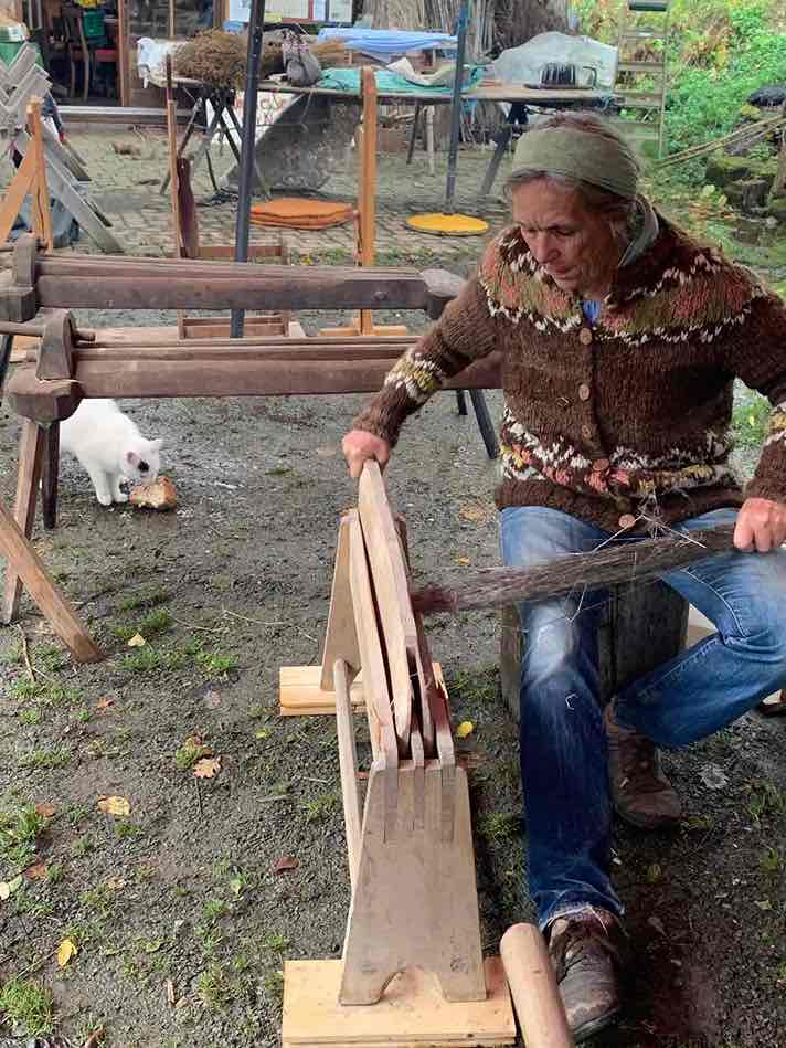 Flachsanbau Flachsbreche